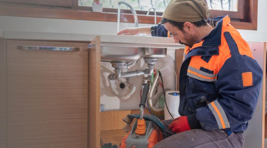 Expert burst pipe repair services in Haysi, VA